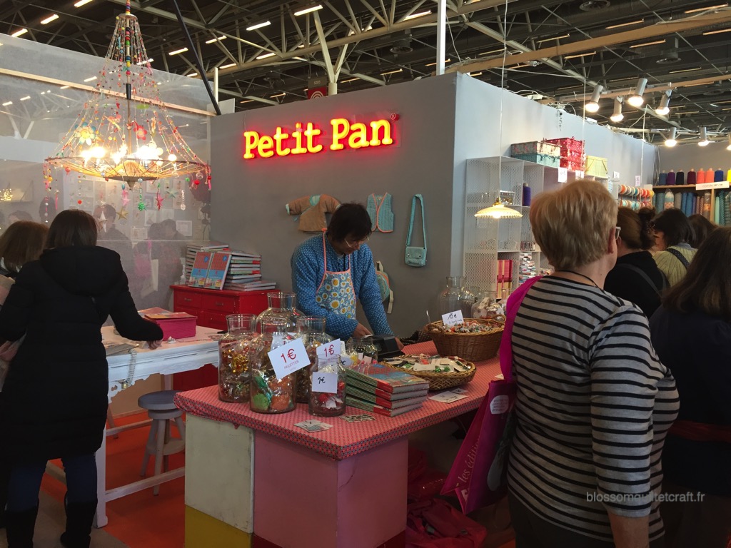 Aiguille en fete stand petit pan