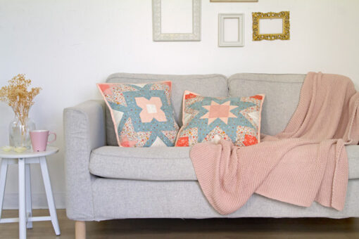 Gayle-Loraine-Pillows-1 coussins patchwork